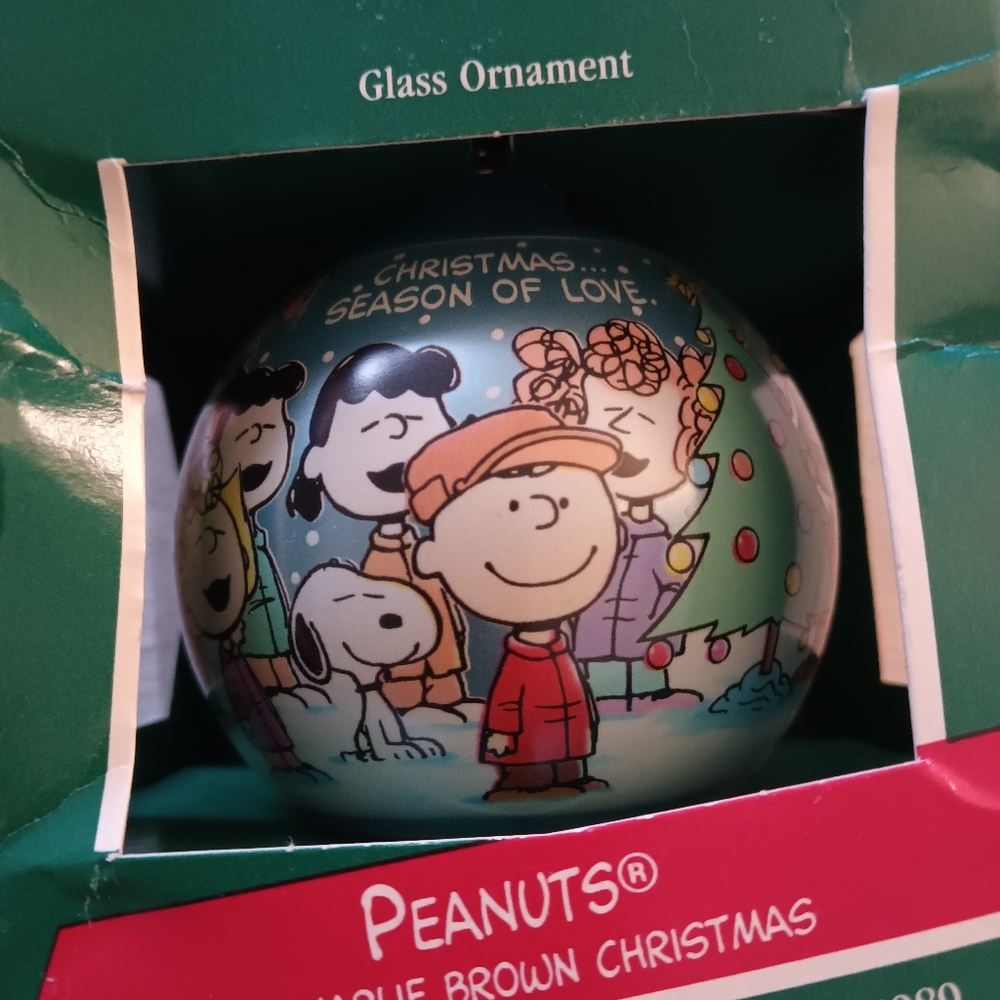 Hallmark Peanuts Ornament
